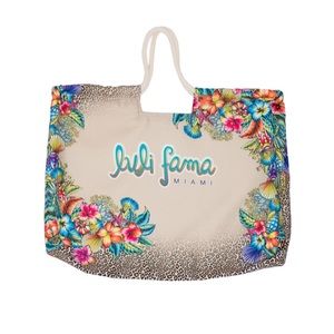NWOT Luli Fama Luli Jungle Beach Bag